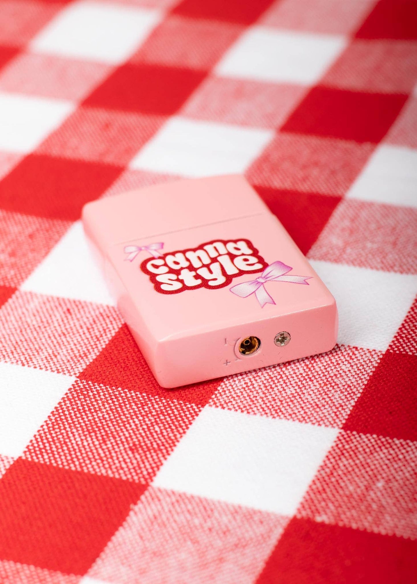 CHERRY BOW LIGHTER
