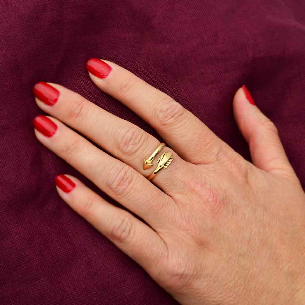 Adjustable Arrow Ring: Bronze