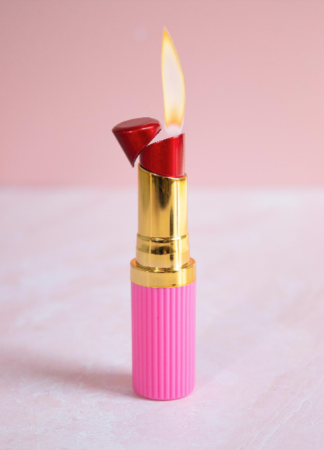 LIPSTICK LIGHTER: Pink