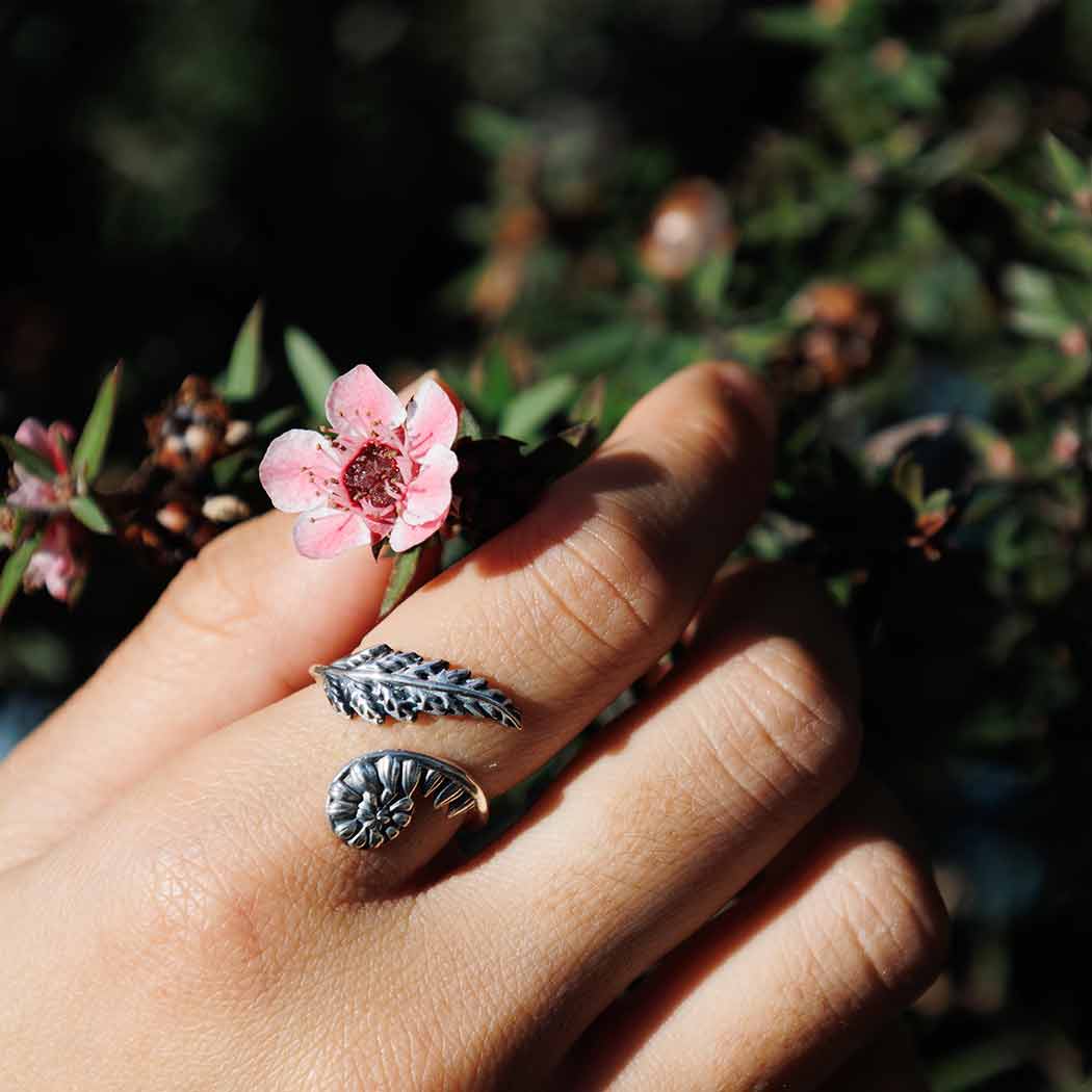 Adjustable Fern Ring: Sterling Silver