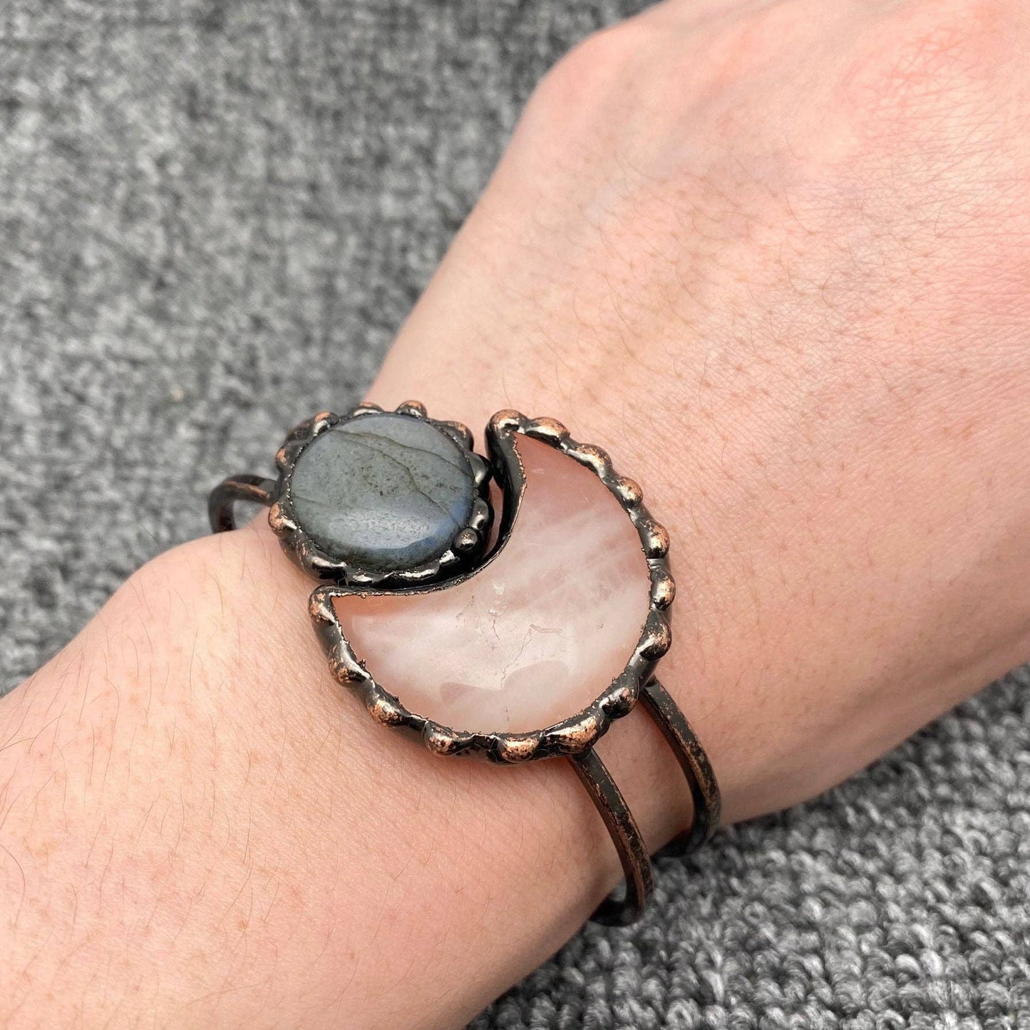 CS/MS - Star Moon Element Natural Stone Craft Bangle: Powder Crystal & Anemousite