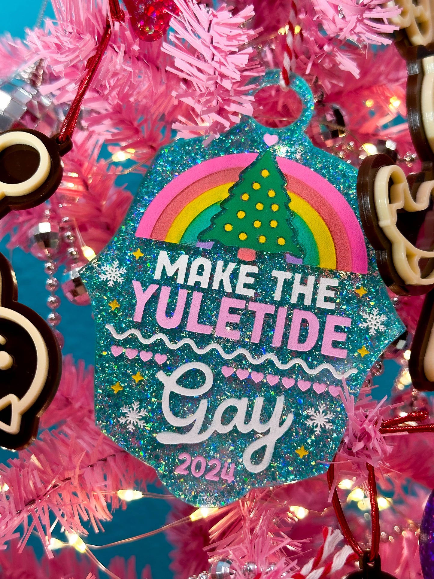 Make The Yuletide Gay Glitter Ornament