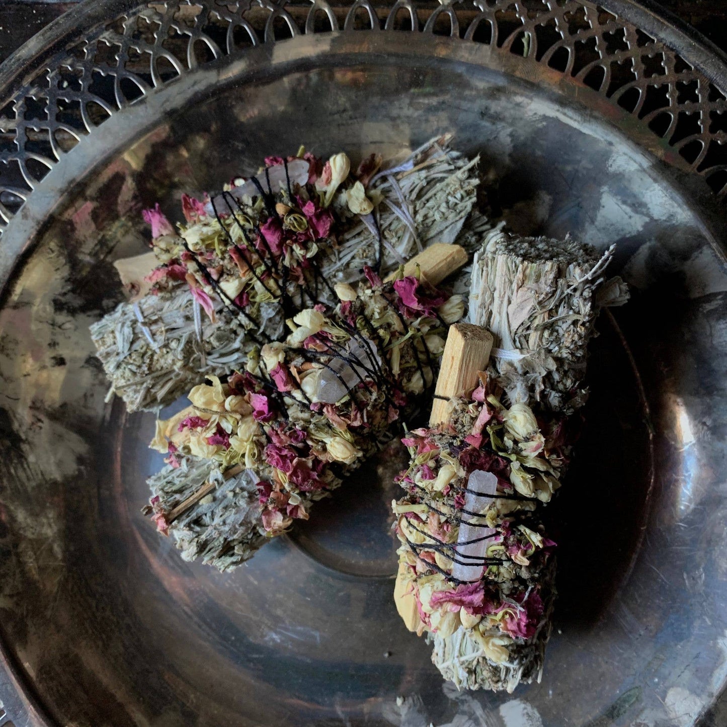 Mugwort + Palo Santo Ritual Bundle With Instructions