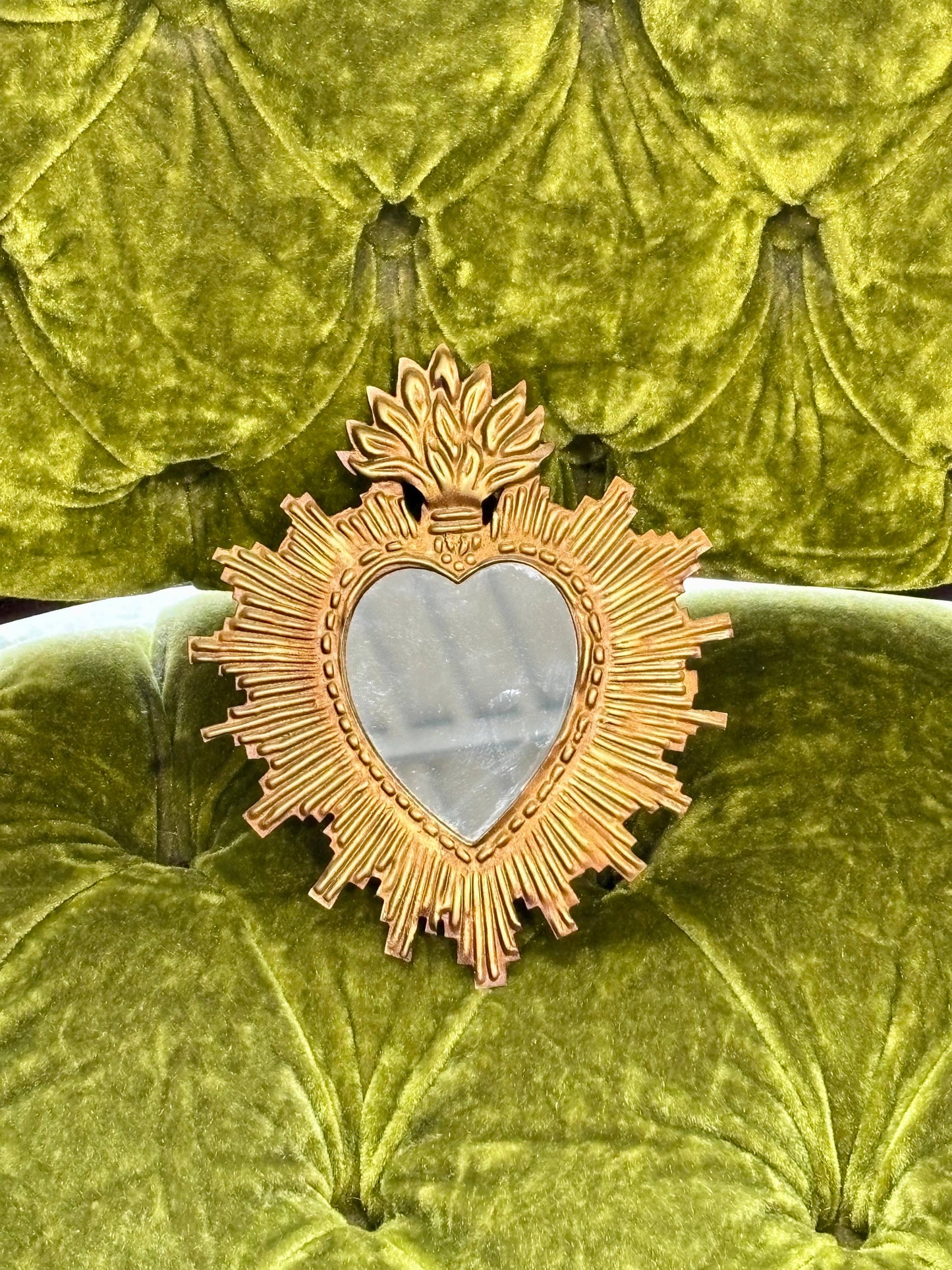 Tin Rays Sacred Heart Mirror: Medium