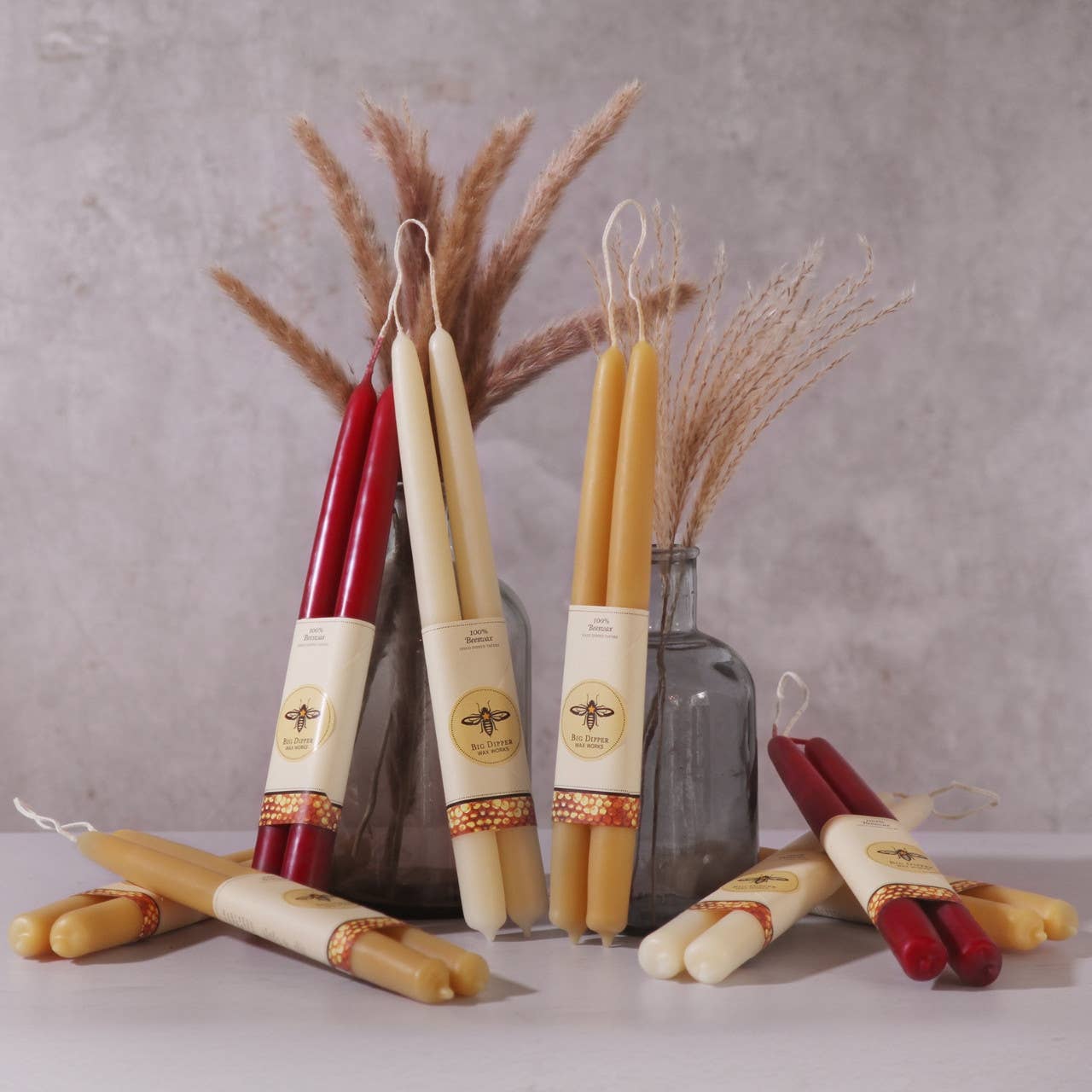 100% Pure Beeswax Tapers: Pumpkin / Standard (12" x 7/8")