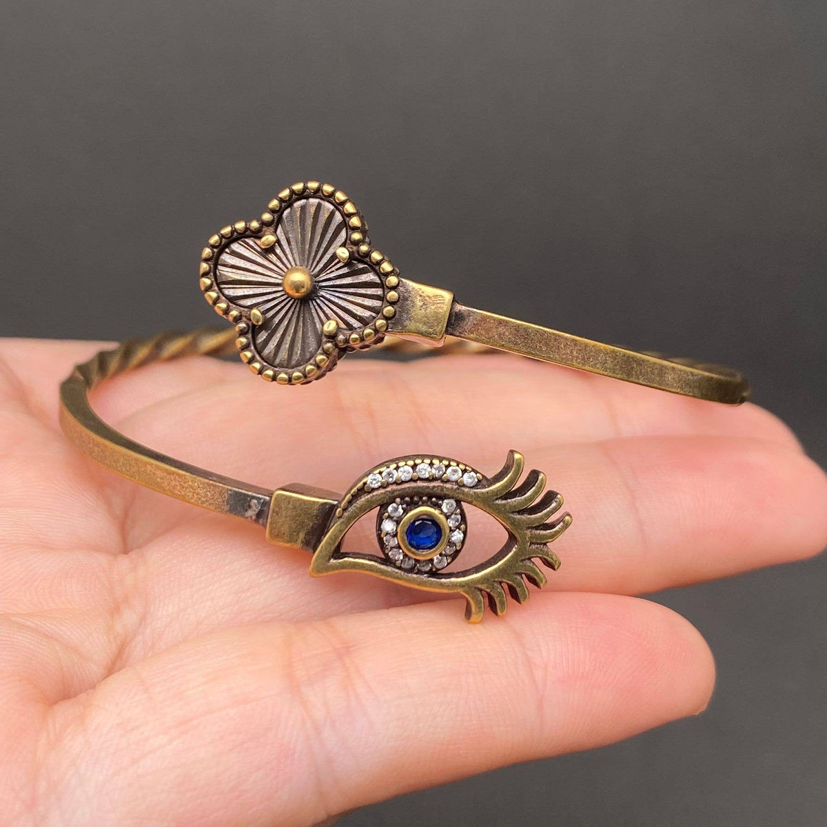 Vintage Bronze Brass Eye & Four-leaf Clover Bangle