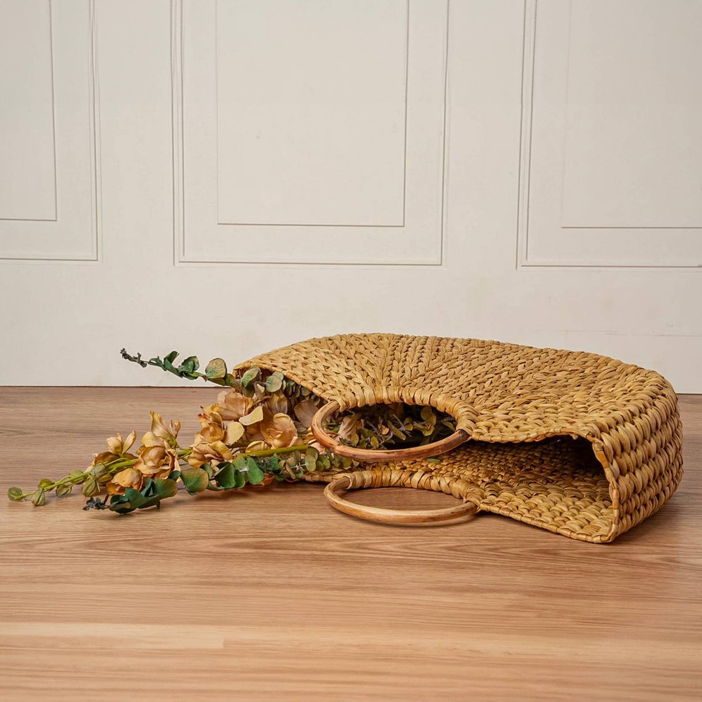 Circle Handle Palm Tote