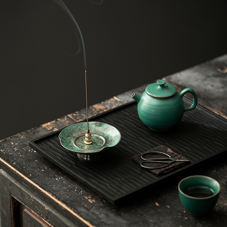 Turquoise-colored Ceramic Incense Holder: Turquoise