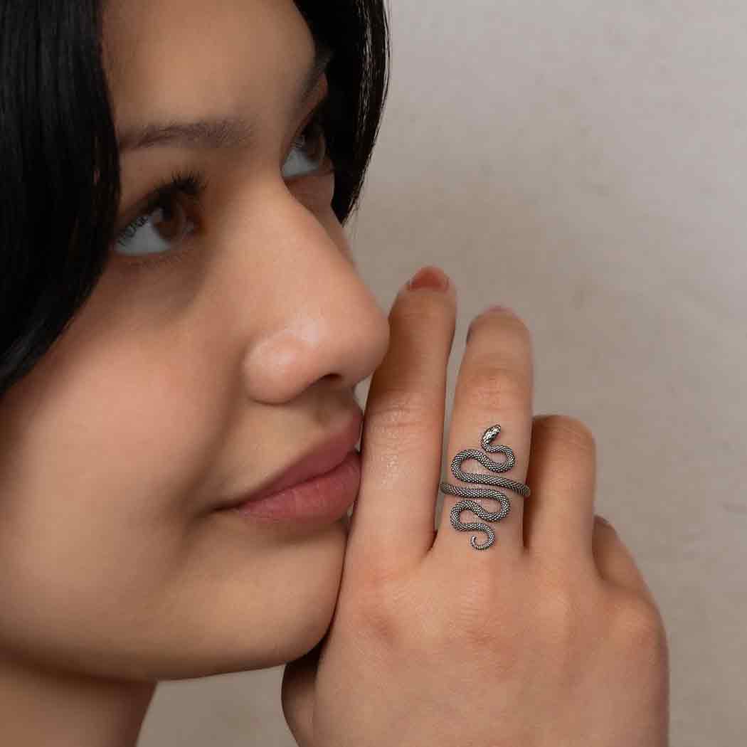 Textured Adjustable Snake Ring: Sterling Silver