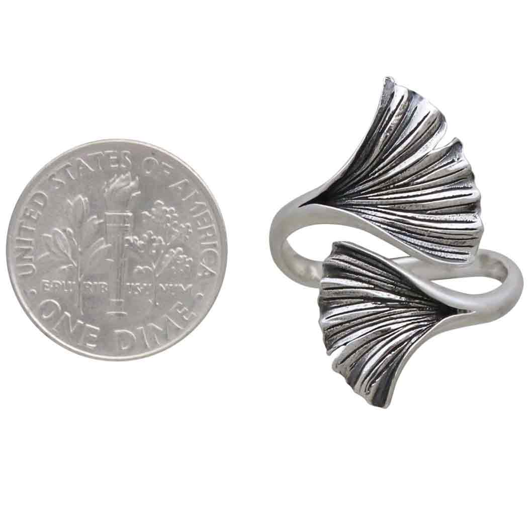 Adjustable Ginkgo Leaf Ring: Bronze