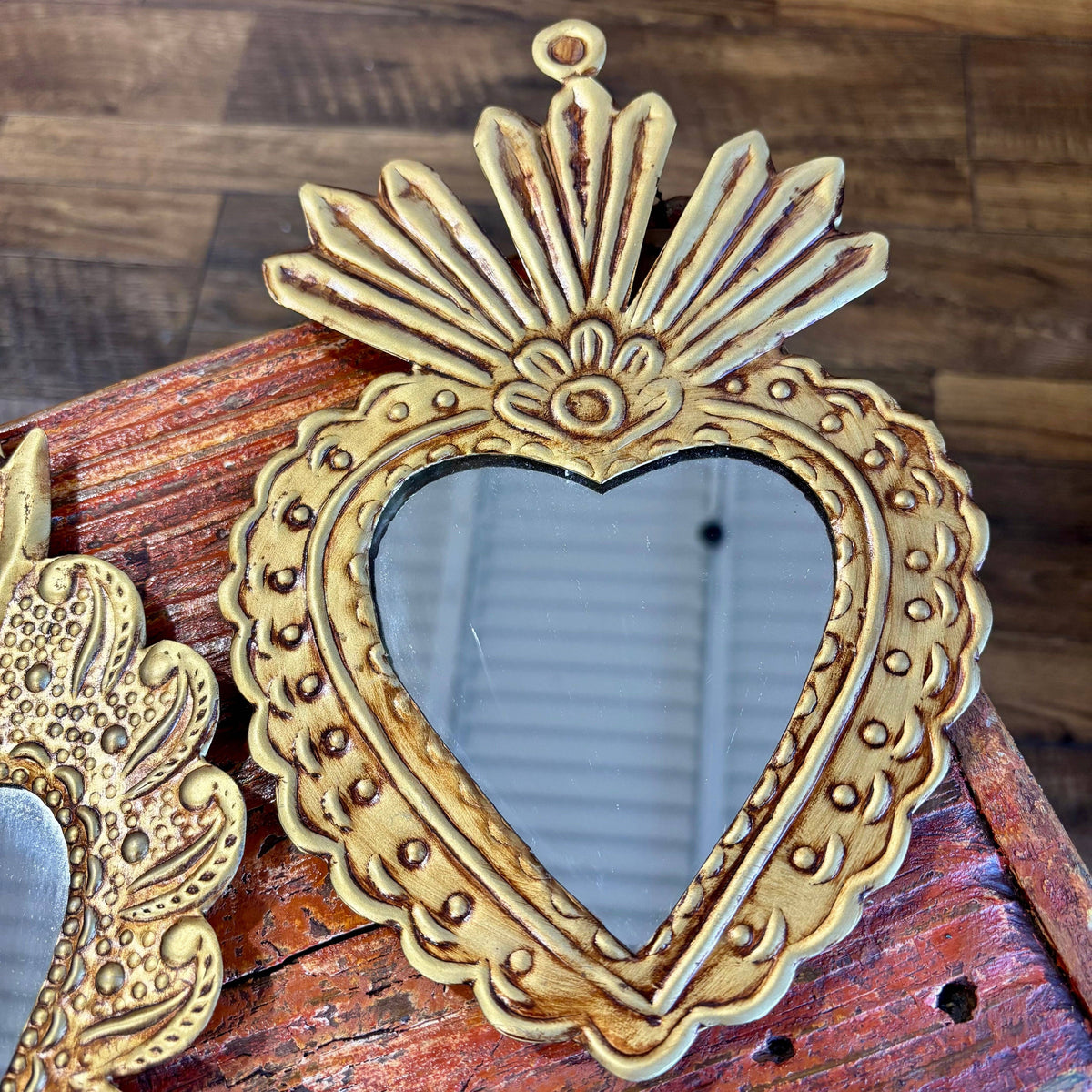 Medium Mirrored Sacred Hearts: B