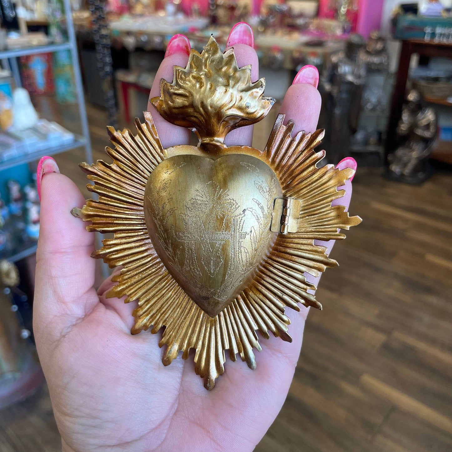 Flaming Sacred Heart Box: Gold