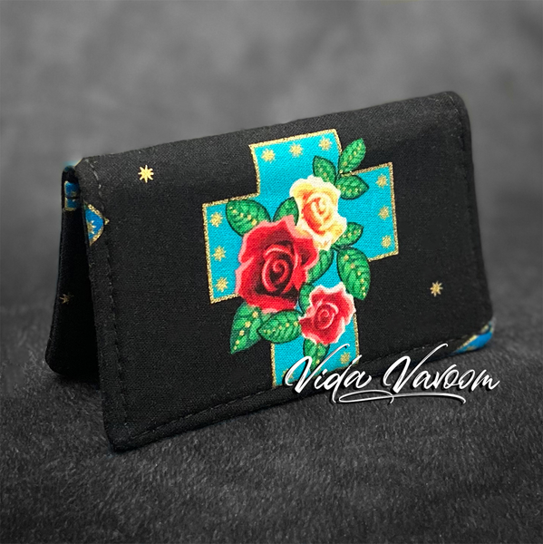 Cross and roses card wallet 